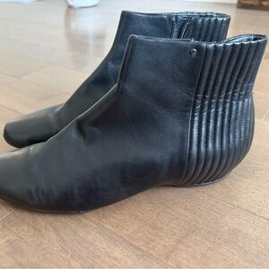Kenneth Cole Black Quilted Ankle Booties